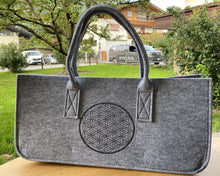 Laden Sie das Bild in den Galerie-Viewer, Filztasche